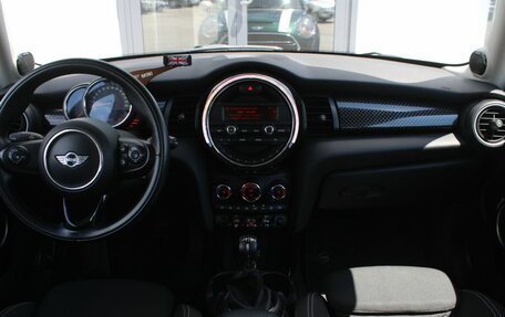 MINI Hatch, 2014 год, 1 675 000 рублей, 18 фотография