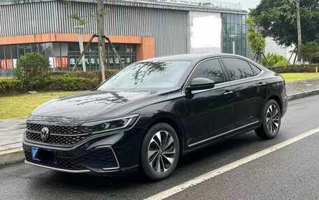 Volkswagen Passat B8 рестайлинг, 2022 год, 2 200 000 рублей, 3 фотография
