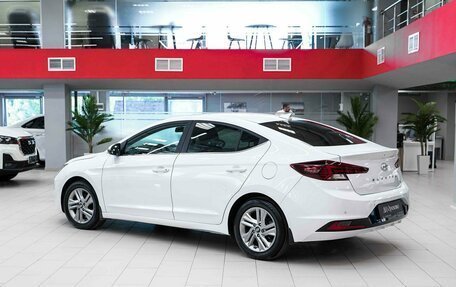 Hyundai Elantra VI рестайлинг, 2019 год, 1 350 000 рублей, 4 фотография