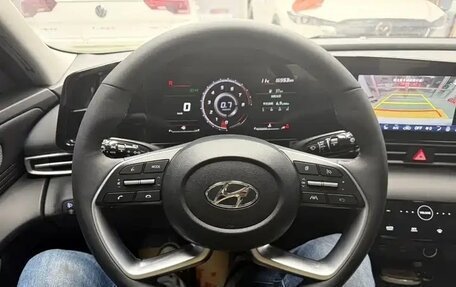 Hyundai Elantra, 2022 год, 1 530 000 рублей, 5 фотография