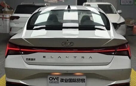 Hyundai Elantra, 2022 год, 1 530 000 рублей, 2 фотография