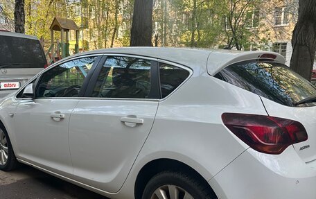 Opel Astra J, 2011 год, 690 000 рублей, 8 фотография