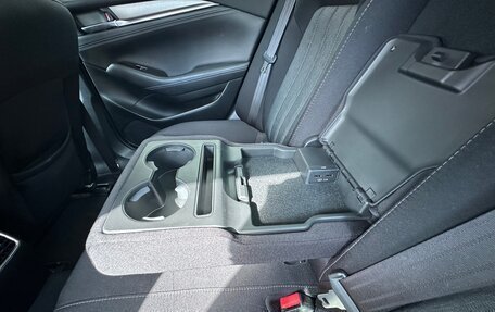 Mazda 6, 2019 год, 2 590 000 рублей, 14 фотография