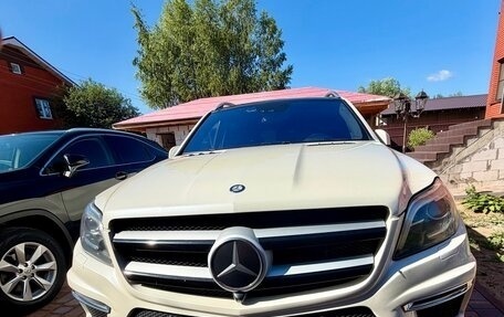 Mercedes-Benz GL-Класс, 2013 год, 2 750 000 рублей, 2 фотография