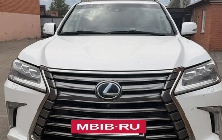 Lexus LX III, 2017 год, 7 000 000 рублей, 9 фотография