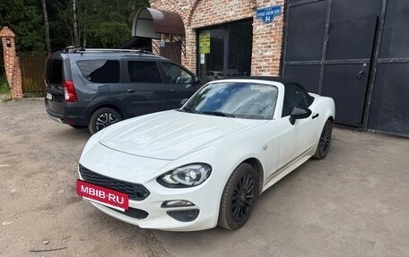 Fiat 124 Spider I, 2016 год, 2 450 000 рублей, 2 фотография