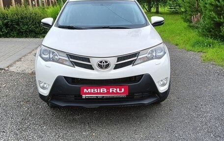 Toyota RAV4, 2013 год, 1 750 000 рублей, 3 фотография