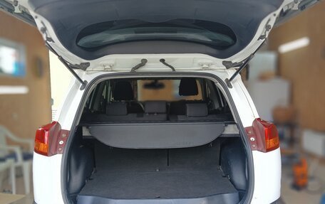 Toyota RAV4, 2013 год, 1 750 000 рублей, 11 фотография