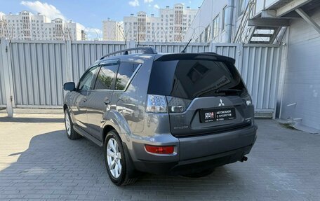 Mitsubishi Outlander III рестайлинг 3, 2012 год, 1 690 000 рублей, 4 фотография