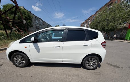 Honda Fit III, 2010 год, 700 000 рублей, 5 фотография