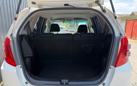 Honda Fit III, 2010 год, 700 000 рублей, 7 фотография