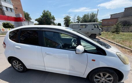 Honda Fit III, 2010 год, 700 000 рублей, 2 фотография