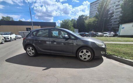 Opel Astra J, 2011 год, 950 000 рублей, 2 фотография
