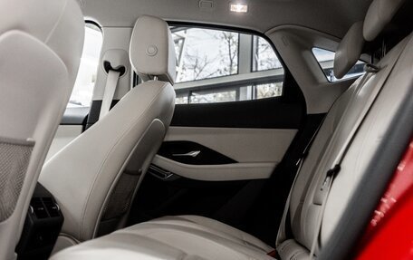 Jaguar E-Pace, 2020 год, 2 999 999 рублей, 10 фотография