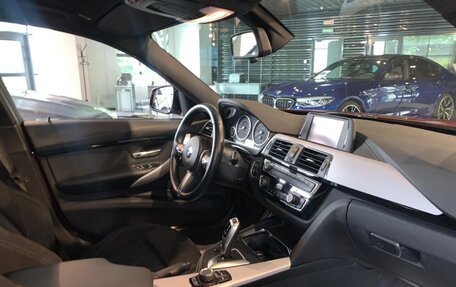 BMW 3 серия, 2018 год, 2 800 000 рублей, 17 фотография