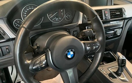 BMW 3 серия, 2018 год, 2 800 000 рублей, 24 фотография