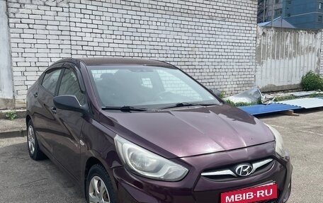 Hyundai Solaris II рестайлинг, 2012 год, 650 000 рублей, 2 фотография