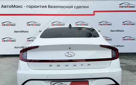 Hyundai Sonata VIII, 2021 год, 2 600 000 рублей, 3 фотография