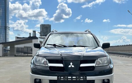 Mitsubishi Outlander III рестайлинг 3, 2003 год, 399 900 рублей, 7 фотография