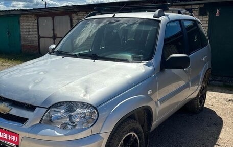 Chevrolet Niva I рестайлинг, 2013 год, 400 000 рублей, 2 фотография