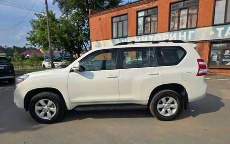 Toyota Land Cruiser Prado 150 рестайлинг 2, 2014 год, 3 290 000 рублей, 15 фотография