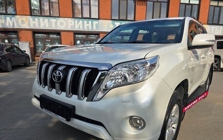 Toyota Land Cruiser Prado 150 рестайлинг 2, 2014 год, 3 290 000 рублей, 5 фотография