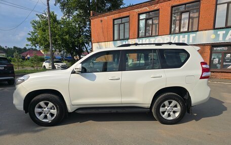 Toyota Land Cruiser Prado 150 рестайлинг 2, 2014 год, 3 290 000 рублей, 16 фотография