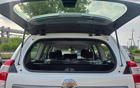 Toyota Land Cruiser Prado 150 рестайлинг 2, 2014 год, 3 290 000 рублей, 32 фотография