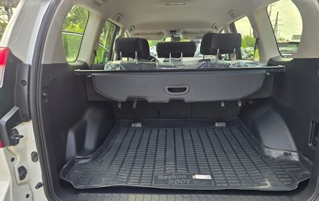 Toyota Land Cruiser Prado 150 рестайлинг 2, 2014 год, 3 290 000 рублей, 37 фотография