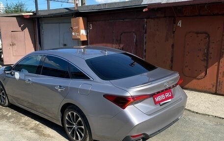 Toyota Avalon, 2023 год, 4 000 000 рублей, 21 фотография