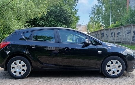 Opel Astra J, 2013 год, 719 000 рублей, 5 фотография