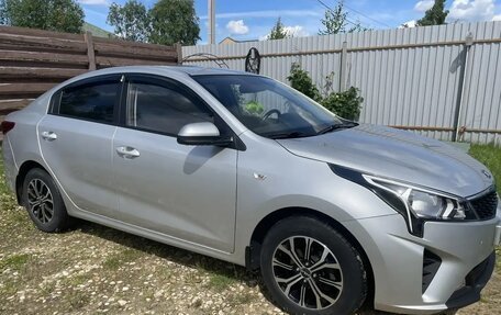 KIA Rio IV, 2020 год, 1 650 000 рублей, 2 фотография