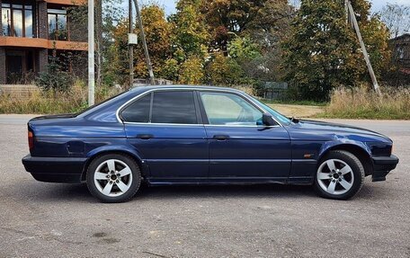 BMW 5 серия, 1993 год, 300 000 рублей, 11 фотография