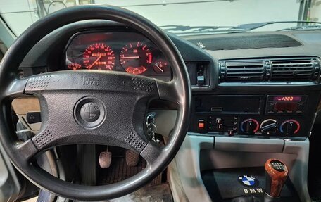BMW 5 серия, 1993 год, 300 000 рублей, 13 фотография