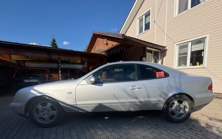 Mercedes-Benz CLK-Класс, 1999 год, 500 000 рублей, 5 фотография