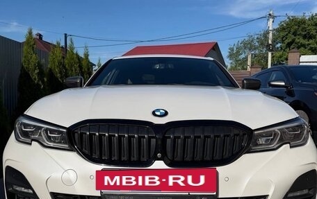 BMW 3 серия, 2019 год, 4 500 000 рублей, 4 фотография