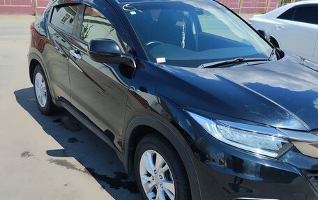 Honda Vezel, 2018 год, 1 740 000 рублей, 5 фотография