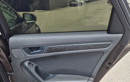 Audi A4, 2011 год, 950 000 рублей, 14 фотография