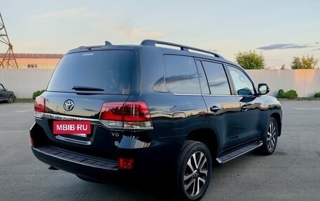 Toyota Land Cruiser 200, 2018 год, 6 250 000 рублей, 5 фотография
