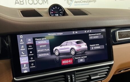 Porsche Cayenne III, 2021 год, 11 997 000 рублей, 20 фотография