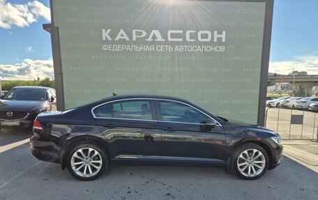 Volkswagen Passat B8 рестайлинг, 2017 год, 1 980 000 рублей, 4 фотография