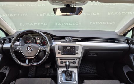 Volkswagen Passat B8 рестайлинг, 2017 год, 1 980 000 рублей, 6 фотография