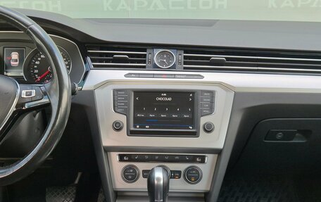 Volkswagen Passat B8 рестайлинг, 2017 год, 1 980 000 рублей, 10 фотография
