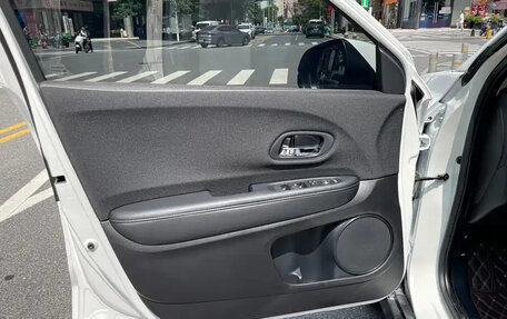 Honda Vezel, 2022 год, 1 292 271 рублей, 9 фотография
