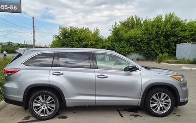 Toyota Highlander III, 2015 год, 2 970 000 рублей, 1 фотография