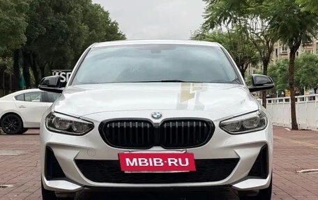 BMW 1 серия, 2023 год, 1 519 306 рублей, 2 фотография