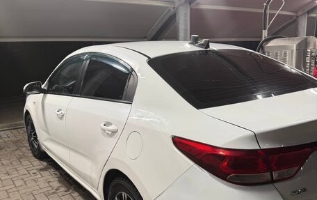 KIA Rio IV, 2017 год, 850 000 рублей, 6 фотография