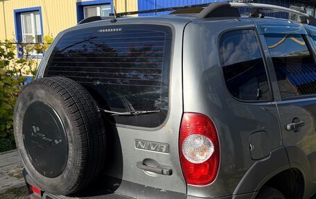 Chevrolet Niva I рестайлинг, 2013 год, 550 000 рублей, 3 фотография