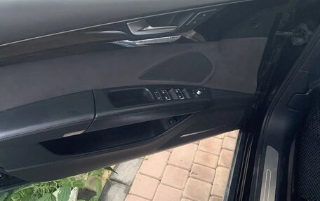 Audi A8, 2011 год, 2 050 000 рублей, 32 фотография