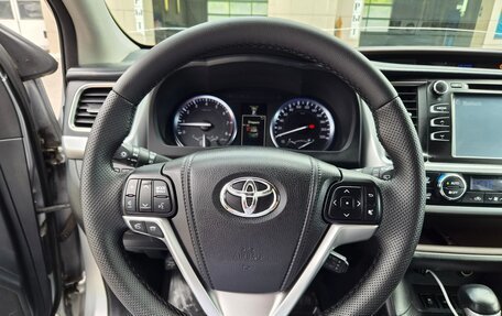 Toyota Highlander III, 2015 год, 2 970 000 рублей, 5 фотография